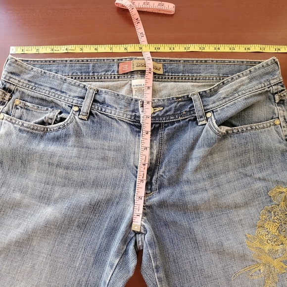 Old Navy Ultra Low Waist Light Wash - Picture 2 of 6